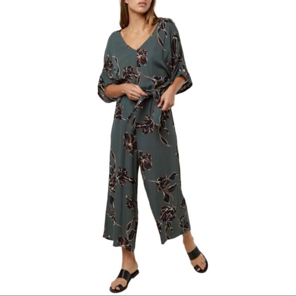O’Neill Kendall Floral Jumpsuit - Picture 4 of 10